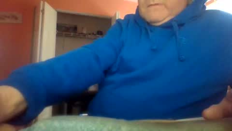 Snapshot of tomcat4848 chatting on 05-31-26, 10:00 tomcat4848 online show from 05-31-26, 10:00