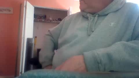 Snapshot of tomcat4848 chatting on 06-04-26, 03:51 tomcat4848 online show from 06-04-26, 03:51