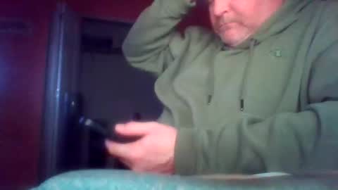 Snapshot of tomcat4848 chatting on 06-11-26, 02:53 tomcat4848 online show from 06-11-26, 02:53