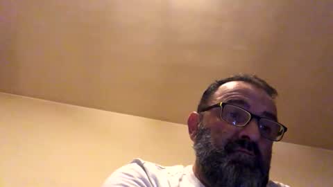 tomcop11111 online show from 10-16-25, 12:11