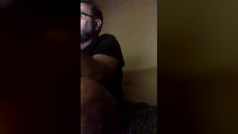 Snapshot of tomcop11111 chatting on 05-25-26, 01:33 tomcop11111 online show from 05-25-26, 01:33
