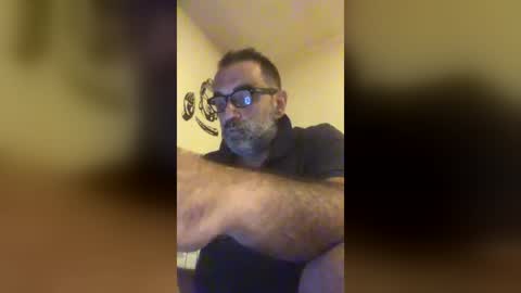 Snapshot of tomcop11111 chatting on 07-10-26, 11:07 tomcop11111 online show from 07-10-26, 11:07