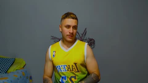 tomDavisXl online show from 10-09-25, 12:52