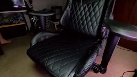 Snapshot of tomizhan chatting on 12-02-24, 03:58 Tomi online show from 12-02-24, 03:58