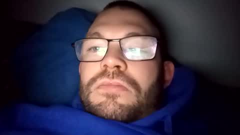 Snapshot of tomlaw1991 chatting on 12-21-25, 08:49 tomlaw1991 online show from 12-21-25, 08:49