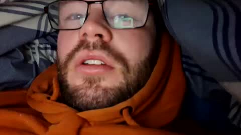 Snapshot of tomlaw1991 chatting on 02-22-26, 09:24 tomlaw1991 online show from 02-22-26, 09:24