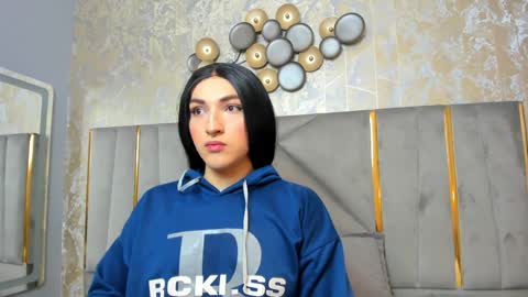   online show from 02-02-25, 11:51