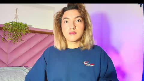   online show from 10-22-25, 12:38