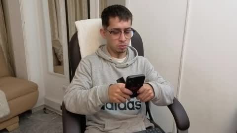 Tomas online show from 03-10-26, 04:06