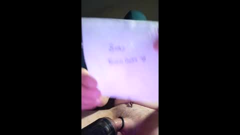 Snapshot of tommgunn25 chatting on 01-09-26, 08:50 tommgunn25 online show from 01-09-26, 08:50