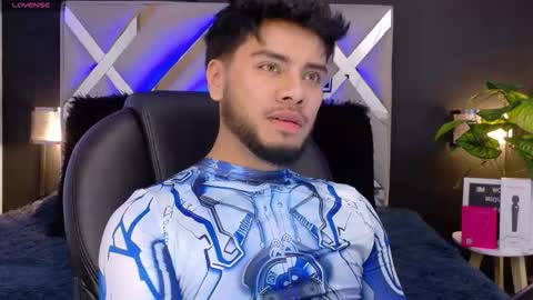 Tommy Dubois online show from 11-28-25, 04:04