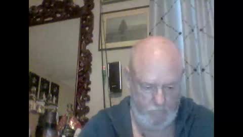 Tommie online show from 10-20-25, 11:54