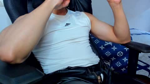 Twitter BreddTommy IG tommy bredd online show from 02-07-25, 09:26