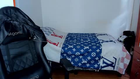 Twitter BreddTommy IG tommy bredd online show from 02-26-25, 10:09