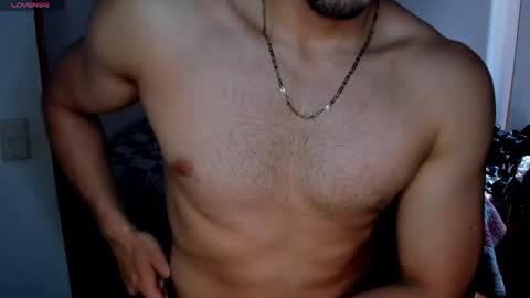 Snapshot of tommy_bred chatting on 05-20-26, 07:09 Twitter BreddTommy IG tommy bredd online show from 05-20-26, 07:09