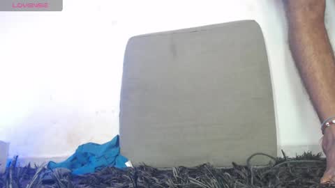   Thomas    online show from 04-17-26, 09:07