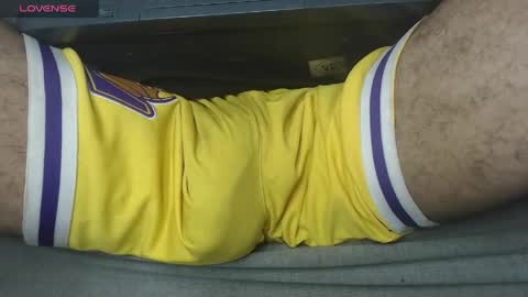   Thomas    online show from 04-18-26, 07:07