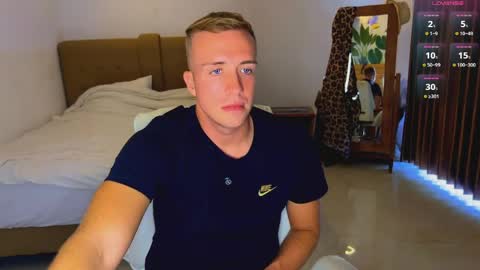 Snapshot of tommy_cumfinger chatting on 05-07-26, 02:17 Tommy online show from 05-07-26, 02:17