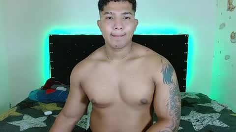 Snapshot of tommy_montana57935 chatting on 04-30-26, 02:40 tommy and merida online show from 04-30-26, 02:40