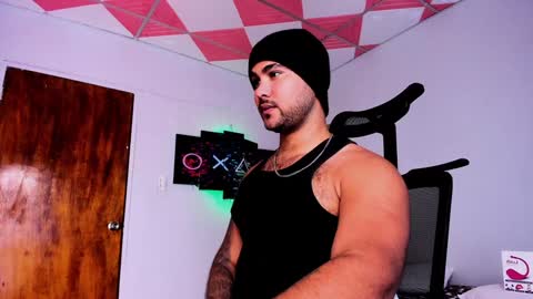 tommy_sccott online show from 01-25-25, 04:34