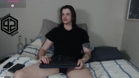 Snapshot of tommy_sins92 chatting on 10-15-25, 08:20 Tommy Sins online show from 10-15-25, 08:20