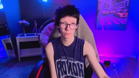 tommy_stars online show from 04-15-26, 09:04