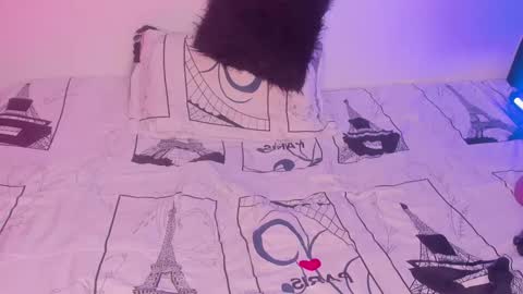 Snapshot of tommy_steelee chatting on 11-24-25, 11:15 Tommy online show from 11-24-25, 11:15