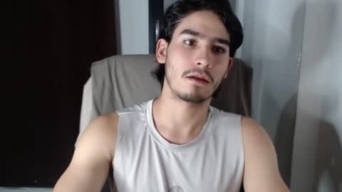 Snapshot of tommycutee21 chatting on 05-13-26, 06:22 tommycutee21 online show from 05-13-26, 06:22