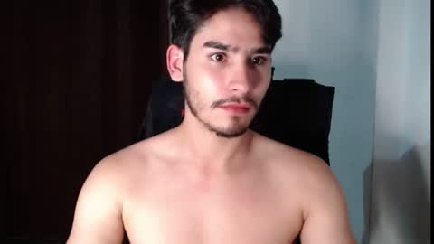 Snapshot of tommycutee21 chatting on 07-08-26, 05:01 tommycutee21 online show from 07-08-26, 05:01