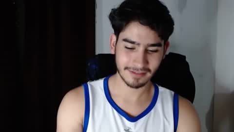 Snapshot of tommycutee21 chatting on 08-04-26, 07:44 tommycutee21 online show from 08-04-26, 07:44