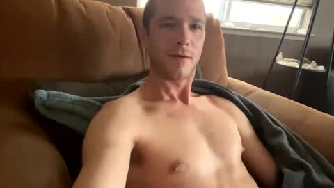 tommygunzsolo online show from 12-01-24, 04:51