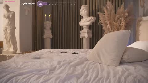 Snapshot of tommyjoyer chatting on 11-10-25, 07:51 Tommy Joyer online show from 11-10-25, 07:51