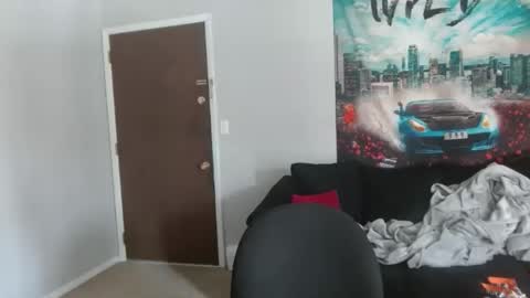 Snapshot of tommystrokes_ chatting on 12-15-25, 05:06 Tommy Strokes online show from 12-15-25, 05:06