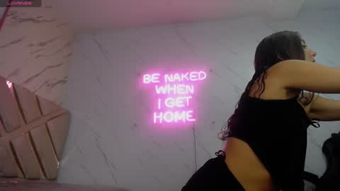 leyla  online show from 01-14-25, 03:11