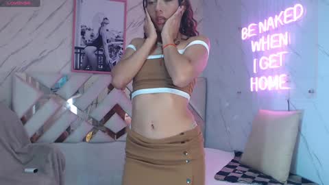 leyla  online show from 01-15-25, 03:33