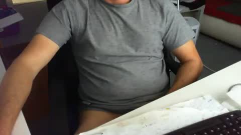 Tom online show from 11-06-25, 02:07