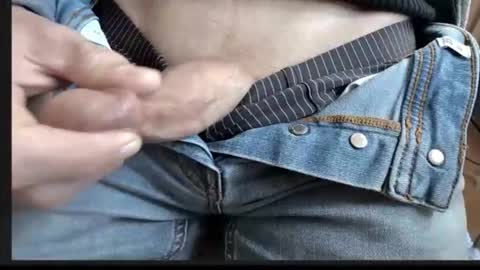 Snapshot of tomtotal chatting on 03-29-26, 09:42 Tom online show from 03-29-26, 09:42