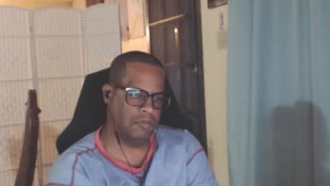 Antonio online show from 05-10-26, 02:06