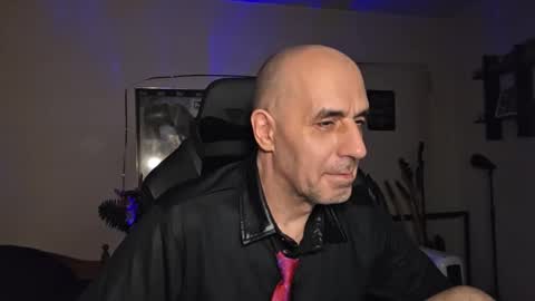 Snapshot of toninspektor chatting on 12-02-25, 12:05 toninspektor online show from 12-02-25, 12:05