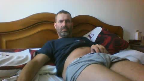 Snapshot of tonio1972 chatting on 06-12-26, 11:09 tonio1972 online show from 06-12-26, 11:09
