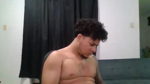 Snapshot of tony19c chatting on 02-22-25, 07:12 toni online show from 02-22-25, 07:12
