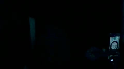 Snapshot of tony19c chatting on 06-17-26, 08:06 toni online show from 06-17-26, 08:06