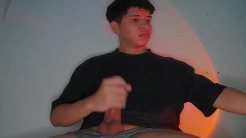 Snapshot of tony_marz chatting on 02-20-26, 05:37 tony_marz online show from 02-20-26, 05:37