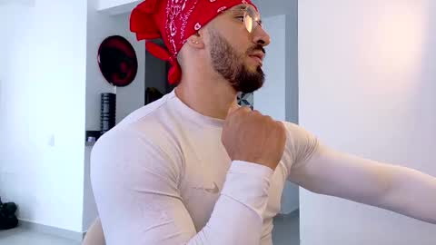 tony muscle1 online show from 11-01-25, 09:39