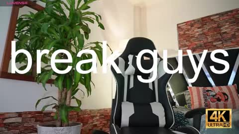 Snapshot of tony_newmen chatting on 12-06-24, 02:46 tony online show from 12-06-24, 02:46