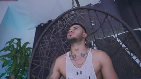 Snapshot of tony_newmen chatting on 01-14-25, 11:05 tony online show from 01-14-25, 11:05