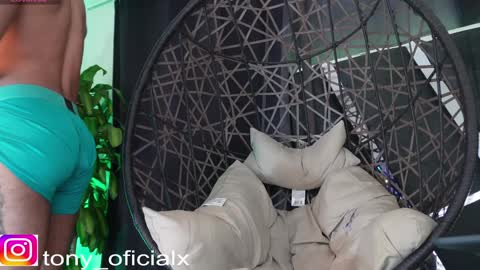 Snapshot of tony_newmen chatting on 01-17-25, 03:23 tony online show from 01-17-25, 03:23