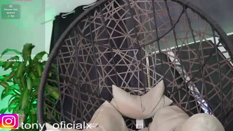 Snapshot of tony_newmen chatting on 01-23-25, 01:19 tony online show from 01-23-25, 01:19