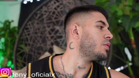 Snapshot of tony_newmen chatting on 02-08-25, 04:14 tony online show from 02-08-25, 04:14