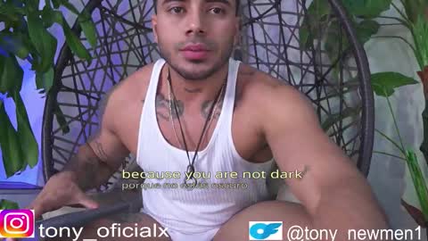 Snapshot of tony_newmen chatting on 10-15-25, 12:22 tony online show from 10-15-25, 12:22